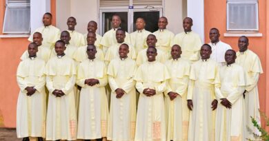 24 DEACONS TO BE ORDAINED PRIESTS IN THE ROMAN CATHOLIC FAITH IN KAMPALA ARCHDIOCESE Reporter Kizindo Lule Kampala-Uganda The Archbishop of Kampala Archdiocese His Worship Paul Ssemogerere is today Ordaining 24 Deacons to Priesthood after intense training and formation from different Seminaries and other Catholic faith institutions. The 24 Deacons are believed to have been elevated to Deaconate last year in August at Sacred Heart Cathedral Lubaga in Kampala. The 24 successful candidates to Priesthood were of recent passed out by their three respective seminaries including;St.Mary's Ggaba major seminary,St.Mbaaga Ggaba major seminary and St.Paul Kinyamasika major seminary. Bwayise and Mitalamaria parishes in Kampala Archdiocese have taken the lead with two Deacons to Priesthood respectively out of the now 75 known and operational parishes. Among the recently announced and launched parishes, only Kasenge Parish which was curved out of Kyengera parish has emerged with a successful candidate to Priesthood,he's none other than Deacon Benard Mukiibi born of Kikajjo cell in Kyengera town council. The rest of the parishes have one successful candidate while others have gone without. Apart from the 24 Deacons to Priesthood,six successful Seminarians in the same Kampala Archdiocese are today being ordained to Deaconate by His Worship Paul Ssemogerere still at Lubaga cathedral. Information from within the Diocese has indicated that,three of these Senior Seminarians are from St Paul Kinyamasika major seminary,one from St.Mbaaga's major seminary and two from St.Mary's major seminary. File photos of their Deaconate ordination and major seminary pass-outs are here by used.