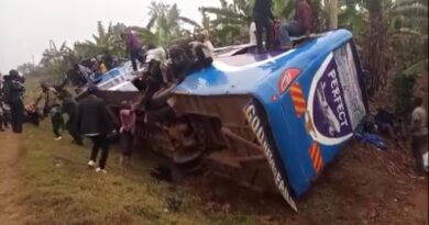 Five Injured in Perfect Bus Crash Along Ntungamo–Rukungiri Road