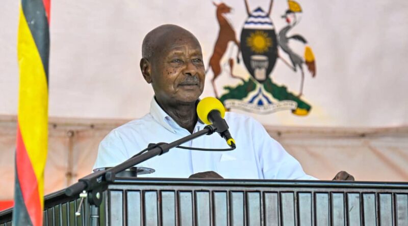 Museveni Decries Bribery Scandal Within State House President Yoweri Museveni has condemned what he termed entrenched corruption within State House, revealing a long-running scheme in which citizens were allegedly charged millions of shillings to have their petitions delivered directly to him. Addressing the matter candidly, Museveni disclosed that individuals involved in the racket collected as much as Shs 30 million from desperate petitioners. “There are people who are paying money — 30 million you take it and make sure the President sees this letter. And it’s true, when I would see it, I would answer and give a solution. The bringer of the letter is paid here,” the President said. According to Museveni, many of those implicated have since died, but the practice left a corrosive legacy that undermined the system. He said the matter was first brought to his attention by his daughter, Natasha. “Now the system is dead, rotten people,” he remarked. The President noted that over the years, some officials have voluntarily admitted their role in such schemes, guided by the principles of the National Resistance Movement (NRM). “Of course, in the end, we get information because NRM is a benevolent group vicious, but you don’t hurt people. So these people, who find bad things along the way, they say, ‘Why are we doing this?’ and they come and report themselves.” Museveni’s revelation uderscores growing fears about the depth of corruption in public offices, highlighting that even the Presidency itself has not been immune to abuse of power.